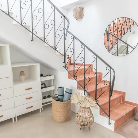 Apartamento Sandy Bay With Roof Terrace And Sea Views